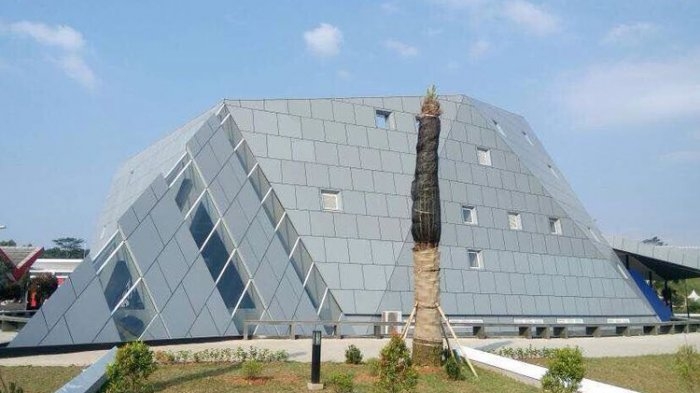 Apakah Masjid Al Safar Ada Hubungannya dengan Illuminati Apakah Masjid Al Safar Ada Hubungannya dengan Illuminati