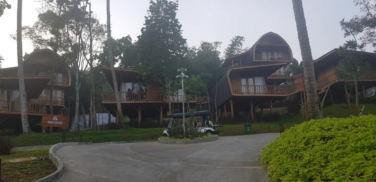 Spark Forest Adventure, Resort Unik di Sukabumi Halaman ...