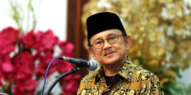 BJ Habibie Inspirasi Bangsa Kita oleh Zulfikar Fuad  BJ Habibie Inspirasi Bangsa Kita oleh Zulfikar Fuad