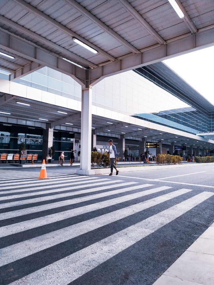 Bandara Baru YIA Menjadi Objek Wisata Warga Sekitar