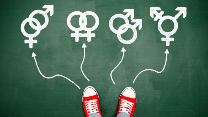 Buvilar paypoqlari pornosini onlayn tomosha qiling Kozoynakli ayol bilan qattiq jinsiy aloqa