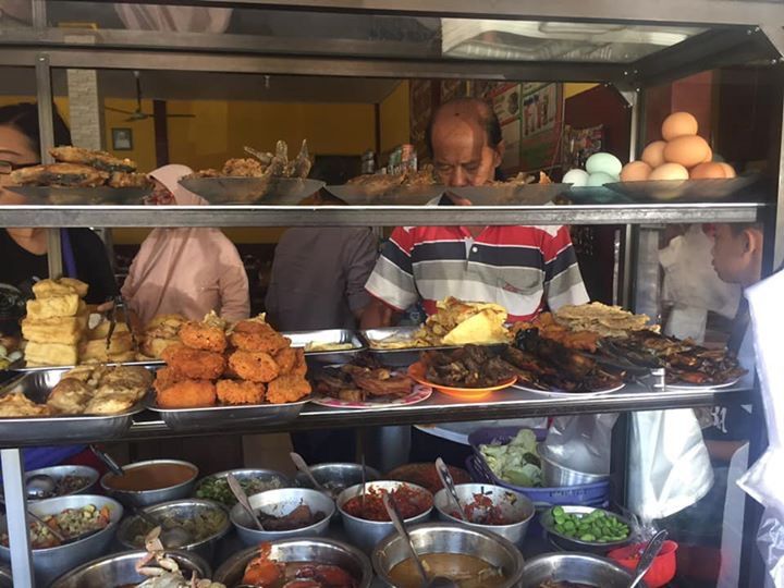 Nikmatnya Rasa Makanan Rumah Di Warung Elok Halaman 1 Kompasiana Com