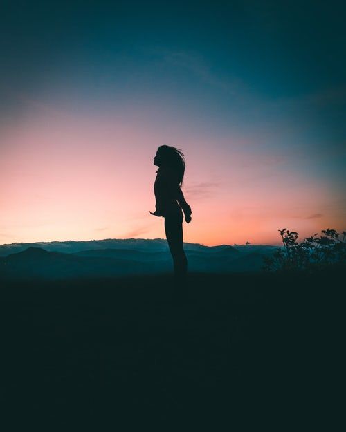 Puisi | Perempuan yang Terlahir dari Semaian Kata-kata - Kompasiana.com