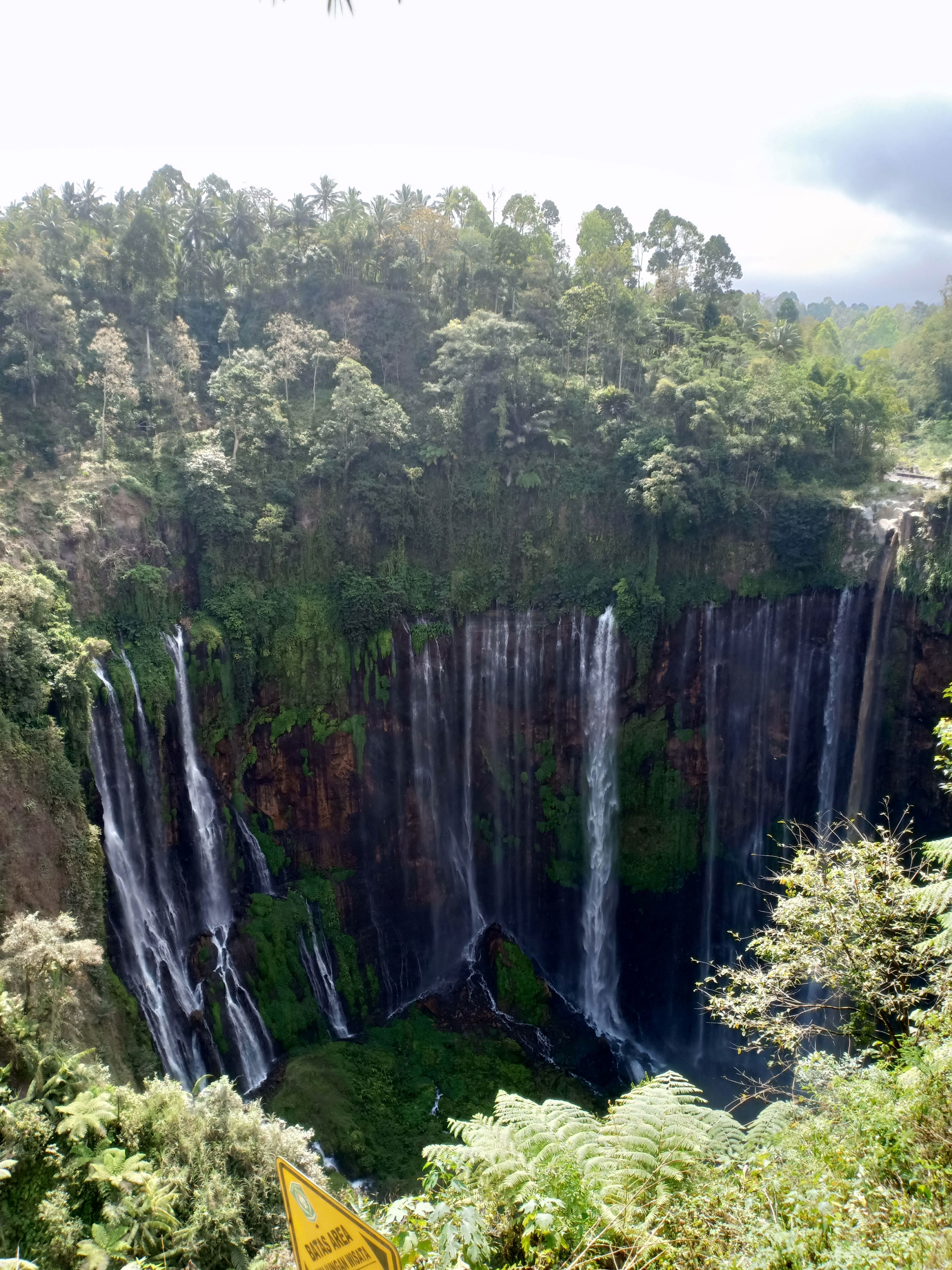 Air Terjun Tumpak Sewu Niagara ala Jawa Timur Halaman all