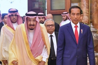 Kedatangan Raja Salman Menghebohkan Warga Indonesia Lantas Mengapa Dengan Jokowi Kompasiana Com