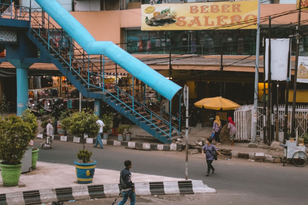 Enggan Memakai Jembatan Penyeberangan Orang, Kenapa? - Kompasiana.com