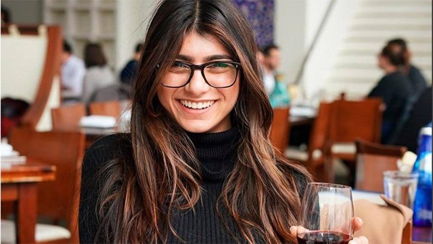 Mia Khalifa, Bintangi Film "Panas" karena Rp 171 Juta? Halaman 2
