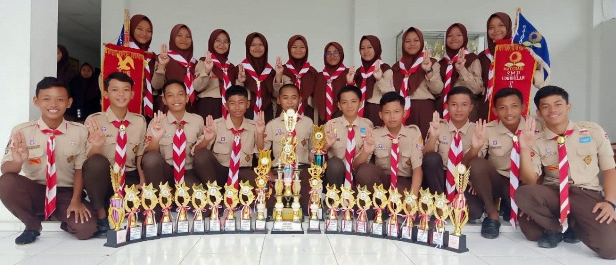 Pramuka SMP Unggulan Pondok Modern Selamat Kendal Juara Pramuka SMP Unggulan Pondok Modern Selamat Kendal Juara