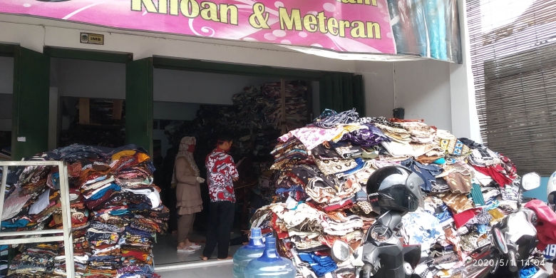 Jogja: Surganya Kain Kiloan