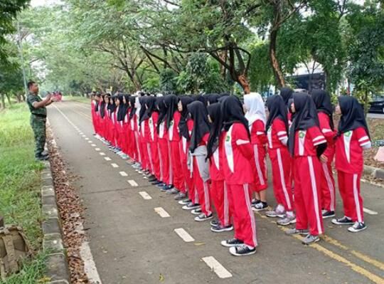 Membangun Karakter Diri dengan Mengikuti Character Membangun Karakter Diri dengan Mengikuti Character