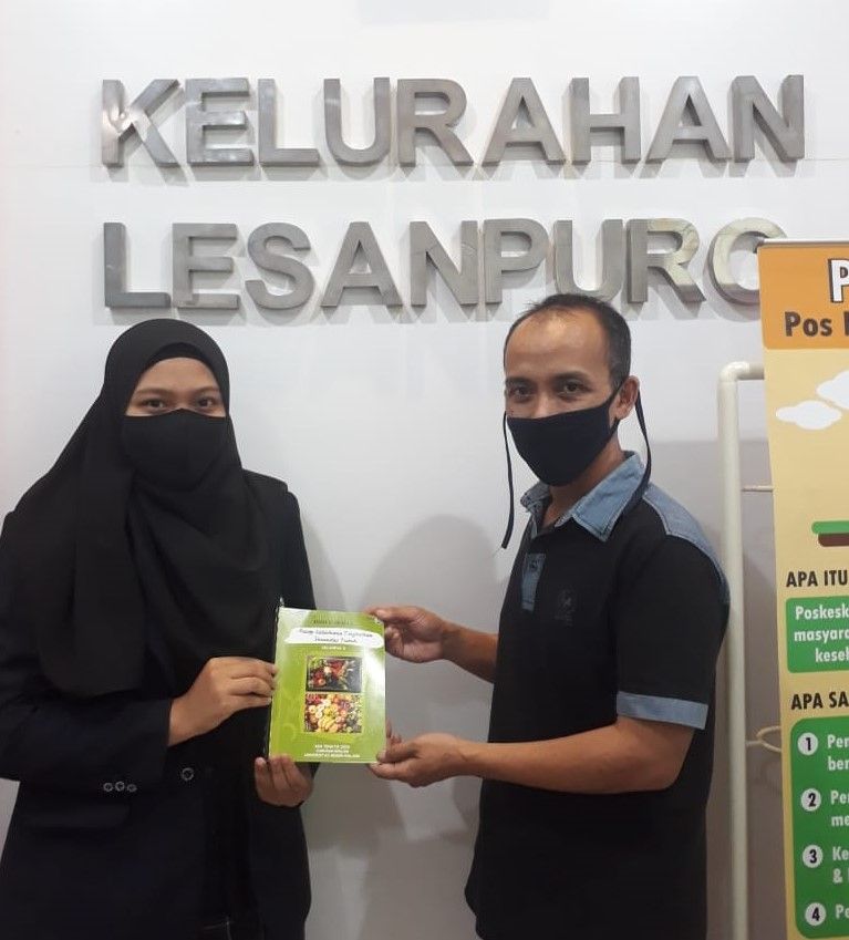 Mahasiswa KKN Tematik UM Ciptakan Booklet Resep Masakan Mahasiswa KKN Tematik UM Ciptakan Booklet Resep Masakan