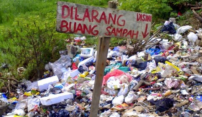 Apakah Budaya Buang Sampah Sembarangan Merupakan Hak Asasi Manusia?