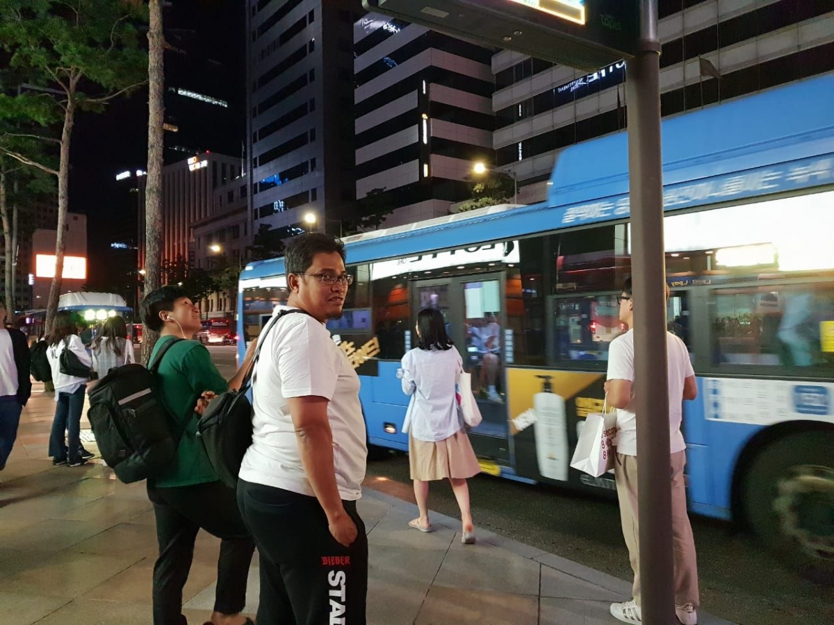 Berkunjung ke Korea Selatan 1 Di Pusat Kota Seoul Berkunjung ke Korea Selatan 1 Di Pusat Kota Seoul