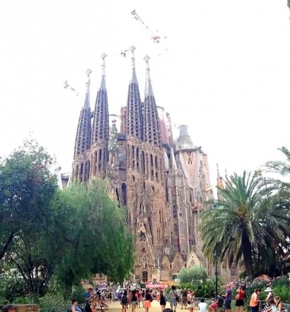Kunci Jawaban Sagrada Familia 5 / Terkini Kunci Jawaban Wow Sagrada