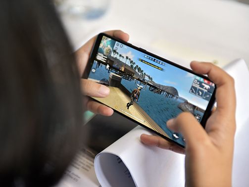 Esai Anak Lebih Pemarah Akibat Kecanduan Game Kompasiana Com