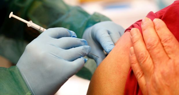 Empat Alasan Mengapa Vaksin Covid 19 Disuntikkan di Otot Empat Alasan Mengapa Vaksin Covid 19 Disuntikkan di Otot