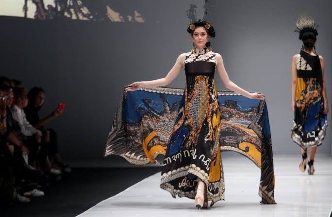 Fesyen Baju Batik Indonesia - Check spelling or type a new query.