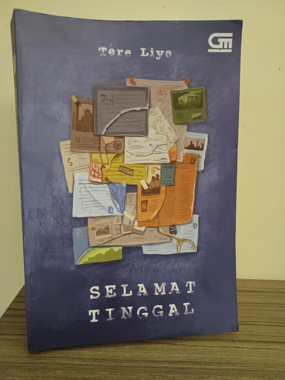 Resensi Buku "Selamat Tinggal" Karya Tere Liye: Sindiran Dunia ...