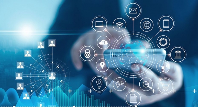 Dunia Mangaka 2024: Tren dan Tantangan Terbaru dalam Industri Manga 2 pengaruh teknologi digital