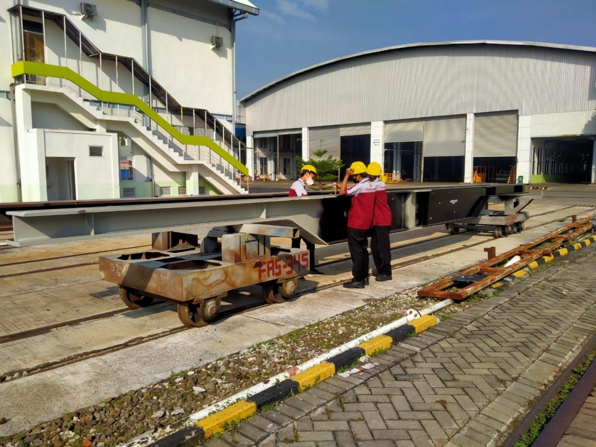 Pt Inka Factory Kegiatan Magang di PT INKA Persero Bagian Divisi Teknologi Produksi ...