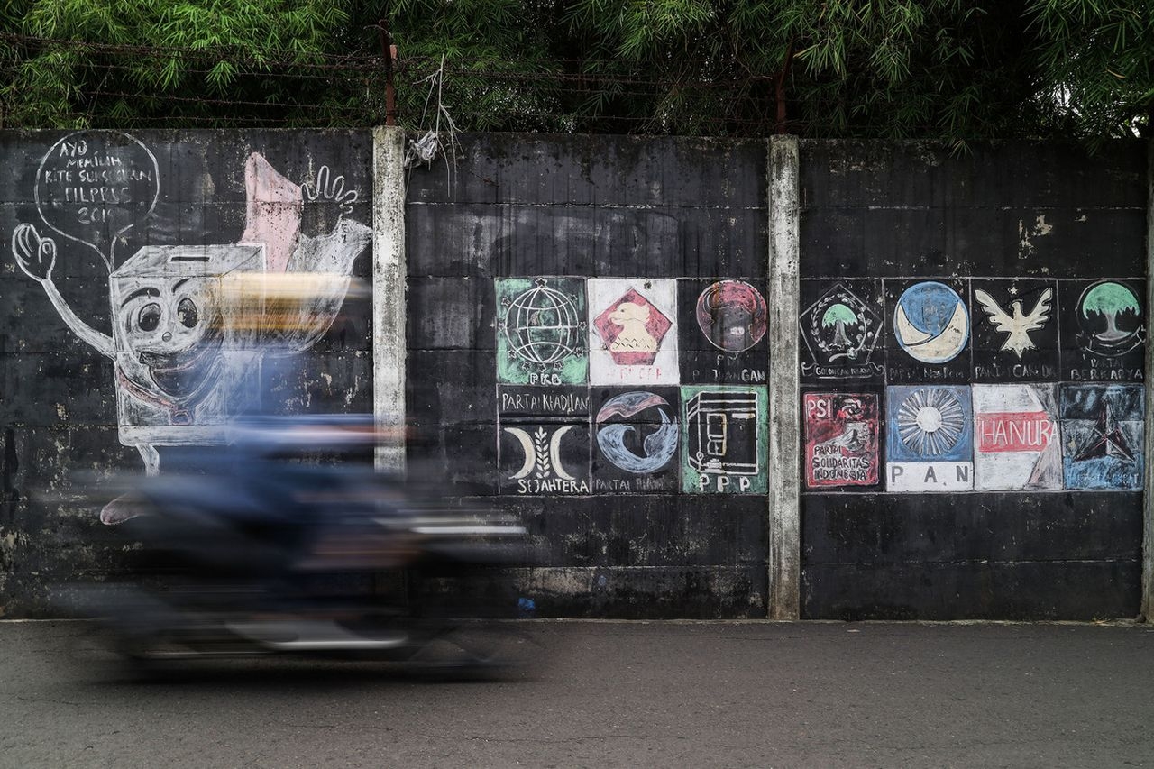 Demokrasi Dan Black Campaign, Menyongsong Pemilu Langsung 2024 Halaman ...