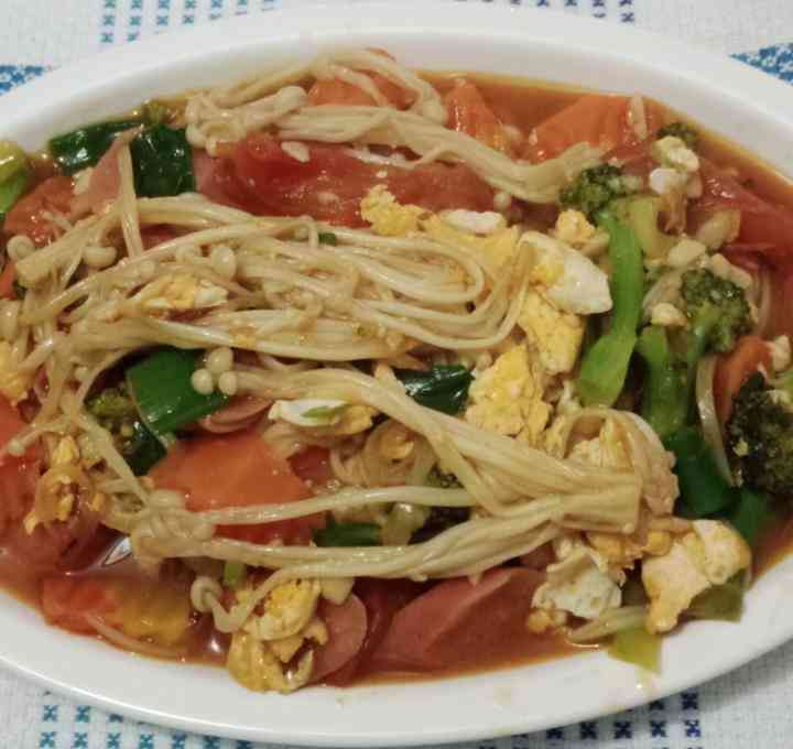 Paklay Jamur Enoki, Menjadi Menu Spesial untuk Keluarga Tercinta ...