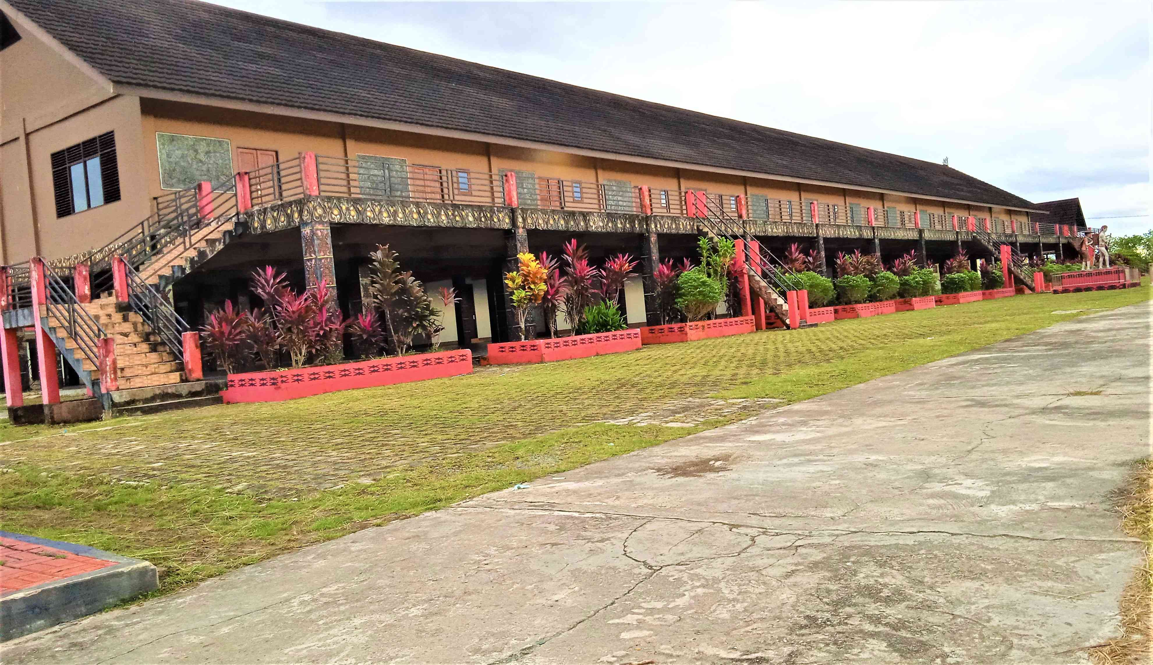 Taman Budaya Landak dan Kota Ngabang yang Sedang Bersolek Halaman 3 -  Kompasiana.com