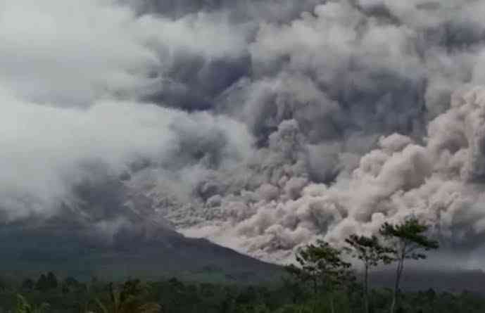 Erupsi Gunung Semeru Di Lumajang, 4 Desember 2022 - Kompasiana.com