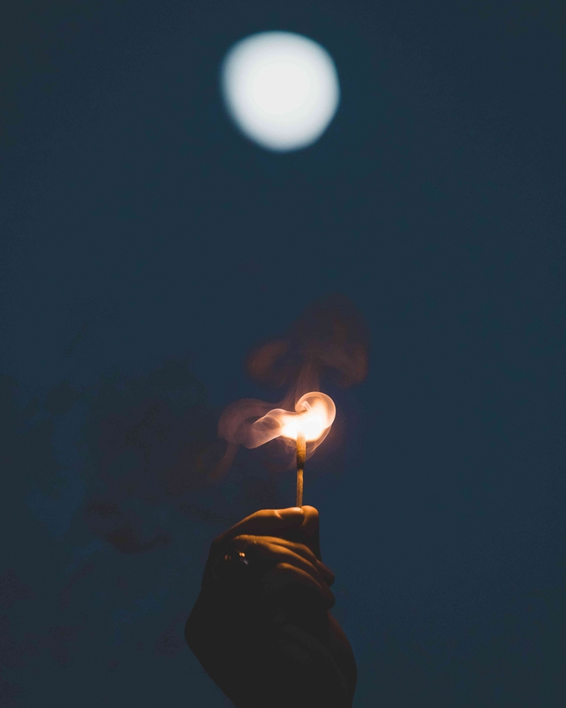 Gadis Penjual Korek Api, Literasi Apik Pembangun Empati Halaman all ...