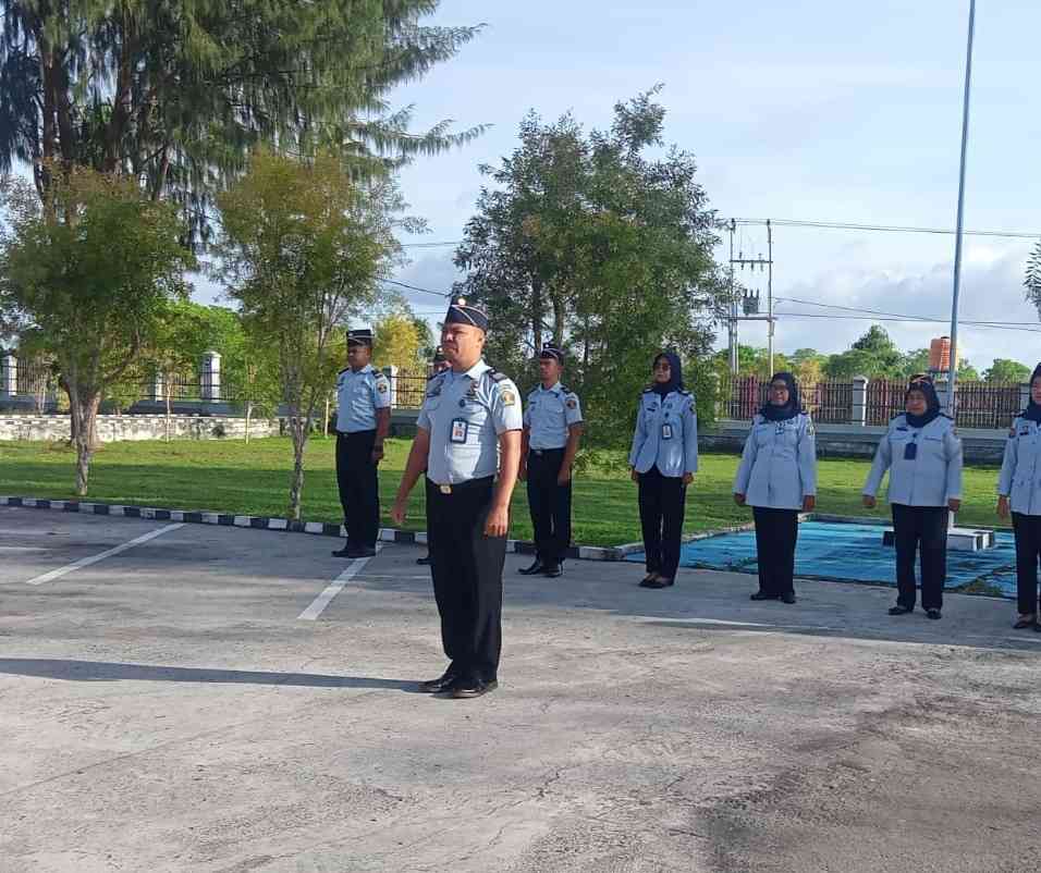 Apel Perdana Tahun 2023, Kalapas Namlea Beri Motivasi Kepada Jajarannya ...