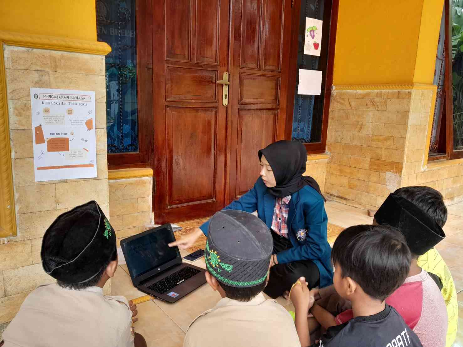 Maksimalkan Materi, Mahasiswa KKN Undip Adakan Pembelajaran Di Posko ...