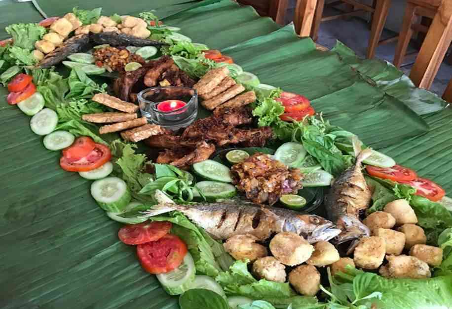 Botram Budaya Botram di Tengah Kesibukan Zaman Kemajuan Teknologi Halaman 1 ...