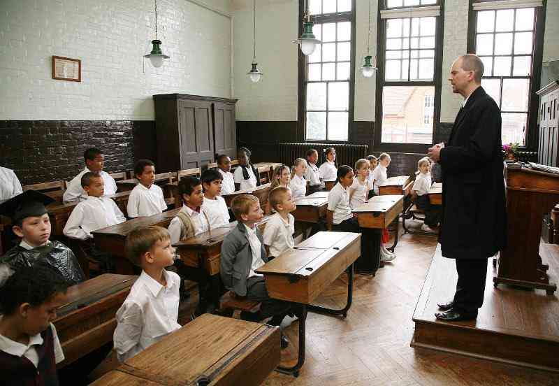 Gaya Pembelajaran Sekolah Zaman Victorian: Relevansi Dan Penerapan ...