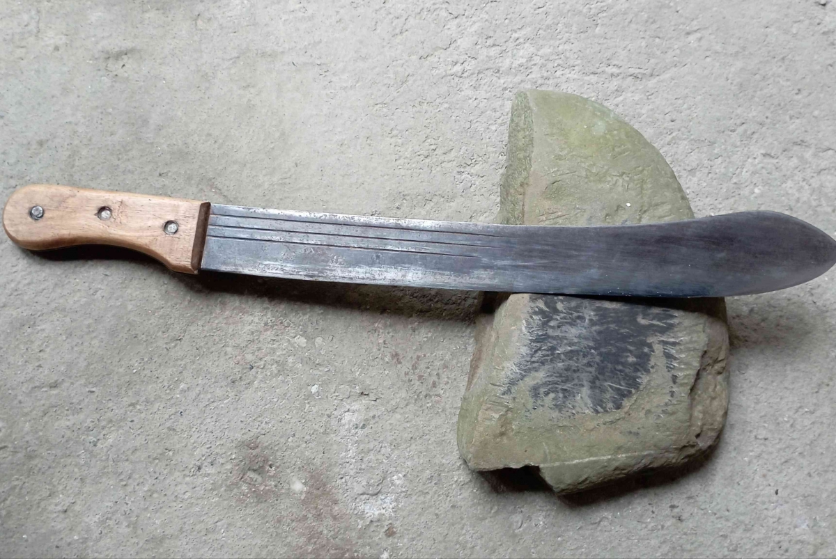 Gaya Gesek dalam Ketajaman Parang Petani di Timor Halaman 1 ...