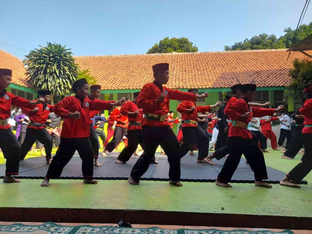 Beksi Silat Beksi Betawi Enggak Ada Matinya Halaman 1 - Kompasiana.com