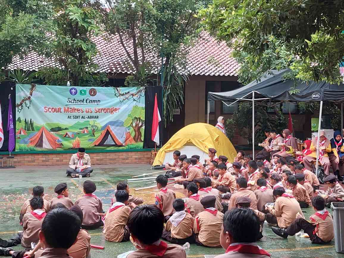 Hari Guru Nasional: Peran Guru, Orang tua dan Siswa dalam Dunia