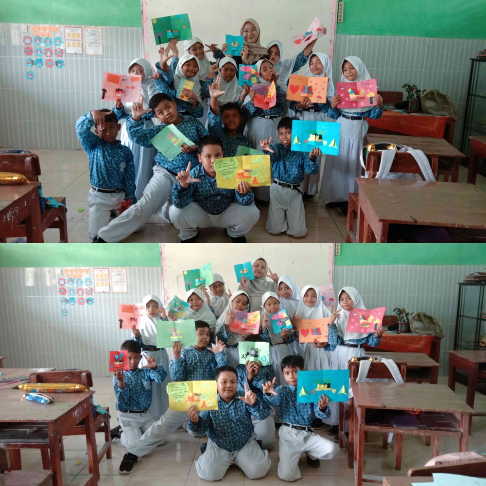 Mahasiswa AM UM Surabaya Mengajak Siswa SDN Moropelang Menyambut Hari ... - Hari Guru 656eb211De948f1D5829D923 Mahasiswa AM UM Surabaya Mengajak Siswa SDN Moropelang Menyambut Hari ... - Hari Guru 656eb211De948f1D5829D923