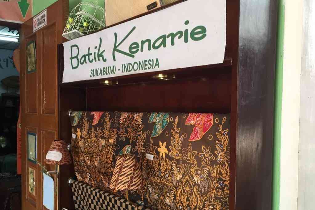 Menjelajahi Pesona Motif Batik: Sebuah Petualangan Budaya untuk Anak SD