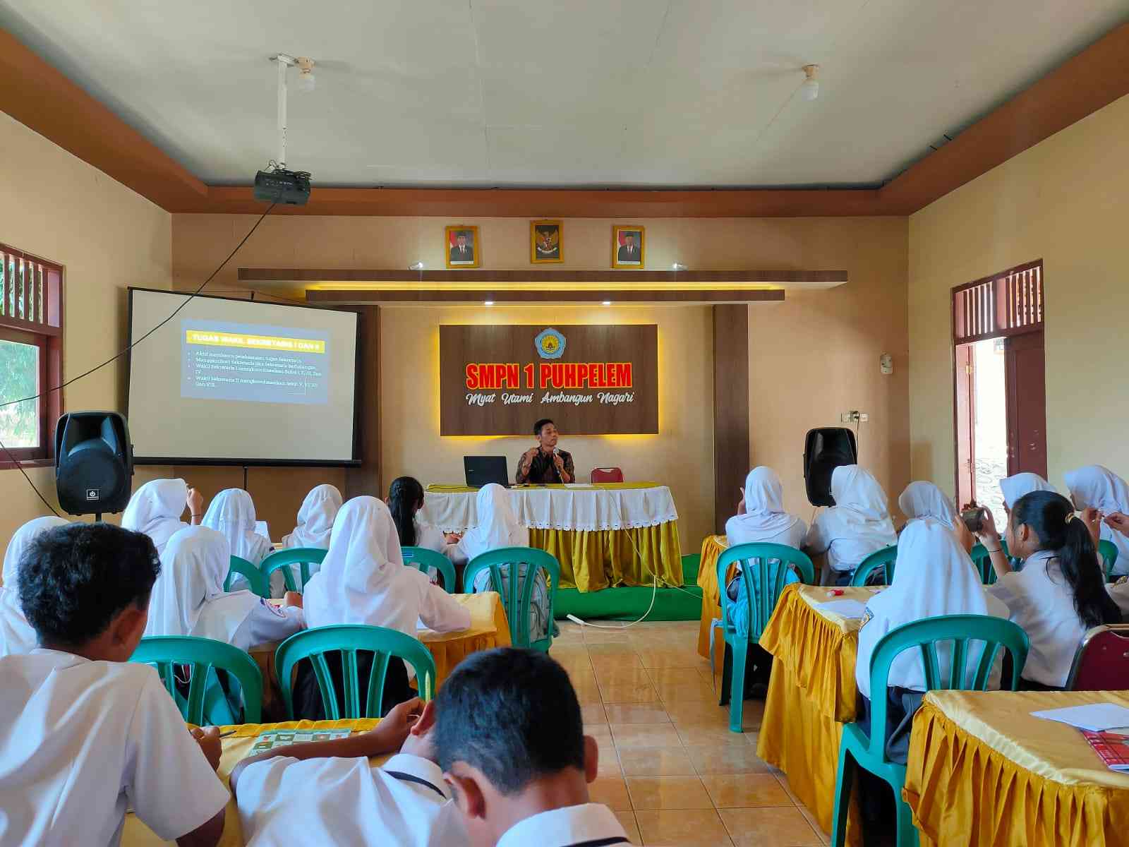 Latihan Dasar Kepemimpinan (LDK) Di SMPN 1 Puhpelem: Membentuk Pribadi ...