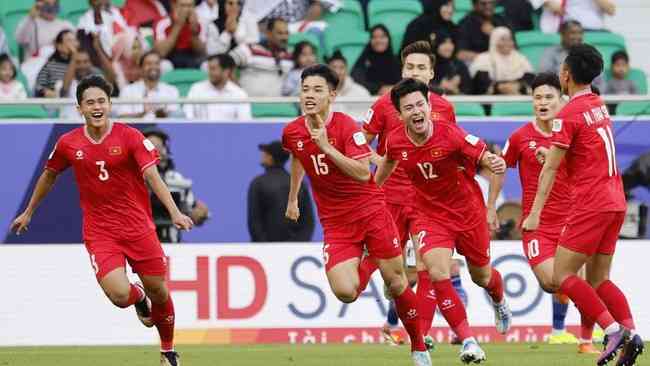 Pelatih Vietnam, Philippe Troussier Trauma Dipecat Qatar Karena Kalah ...