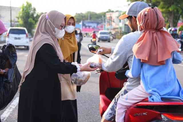 Berbagi TAKJIL Ramadan 2025