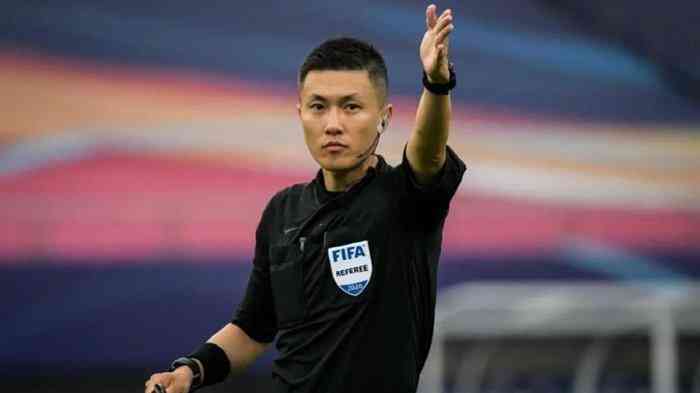 Shen Yin Hao, Sosok Wasit Kontroversial Di Laga Indonesia Vs Uzbekistan ...