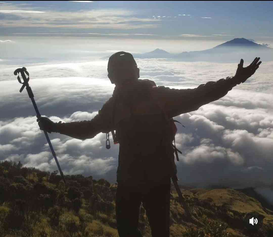 Pelukan Di Akhir Pekan - Kompasiana.com