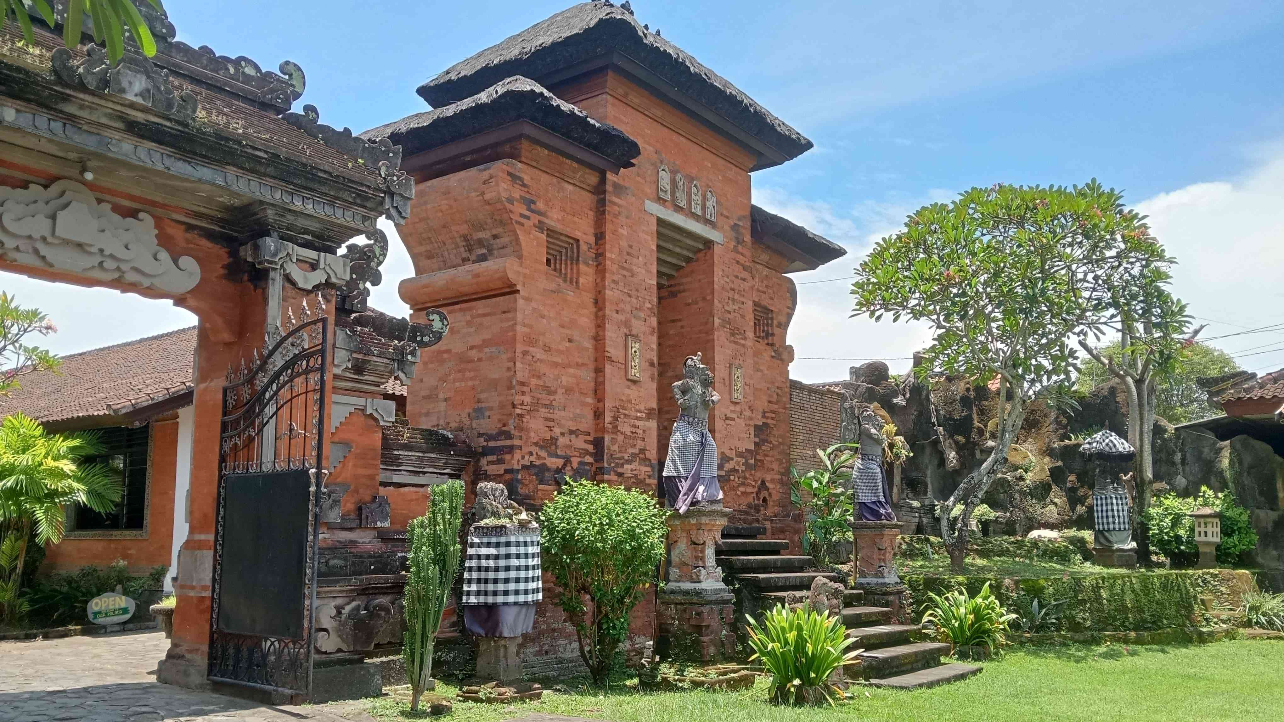 Puri Agung Kerambitan