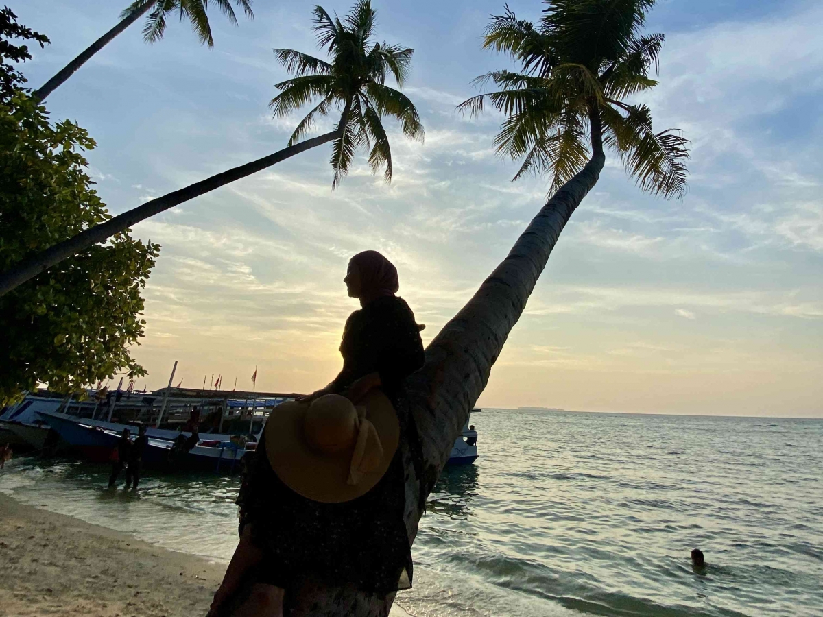 Open Trip: Berlayar ke Karimun Jawa, The Caribbean van Java Halaman 1 ...