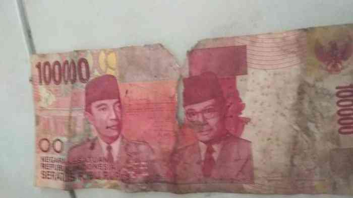 Manusia dan Uang Seratus Ribu - Kompasiana.com