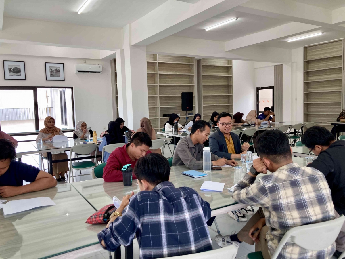 Kolaborasi Sukses STT Cahaya Surya dan Garlint English Course Gelar Kolaborasi Sukses STT Cahaya Surya dan Garlint English Course Gelar
