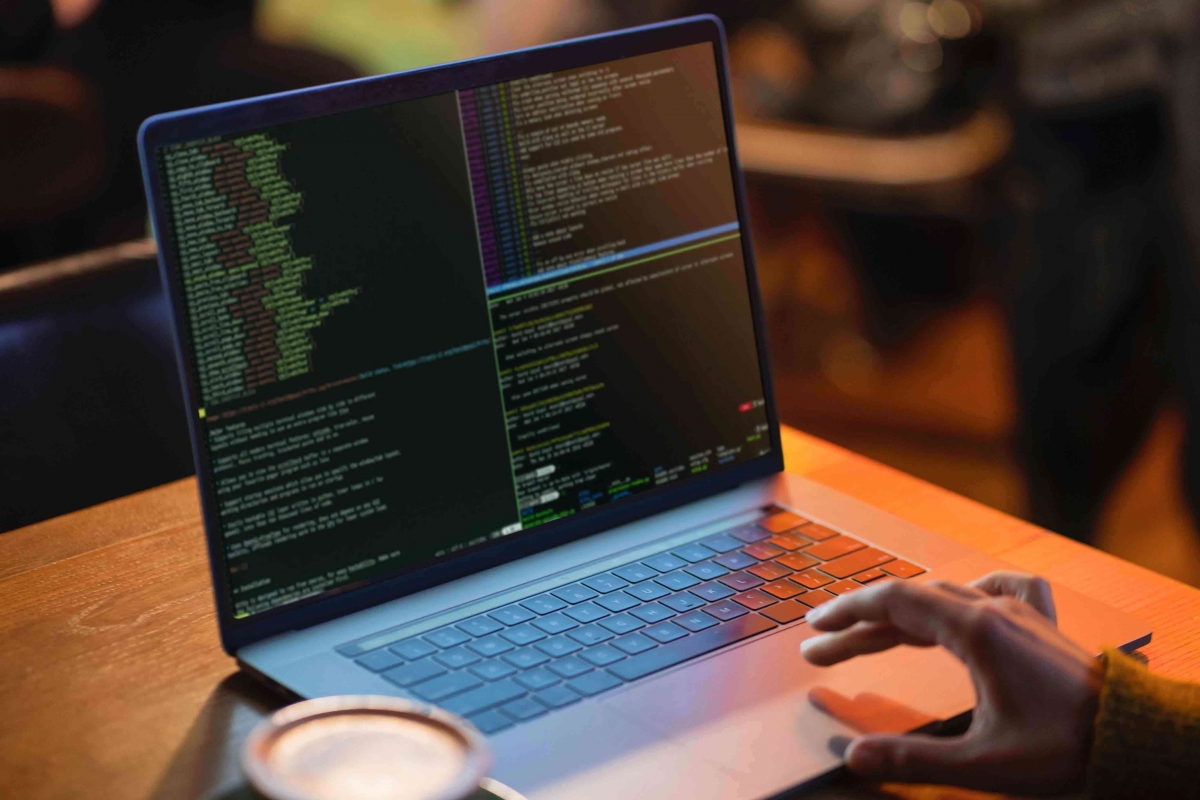 Apa itu Python: Sejarah, Kelebihan, dan Pengaplikasian Umum Halaman 1 ...