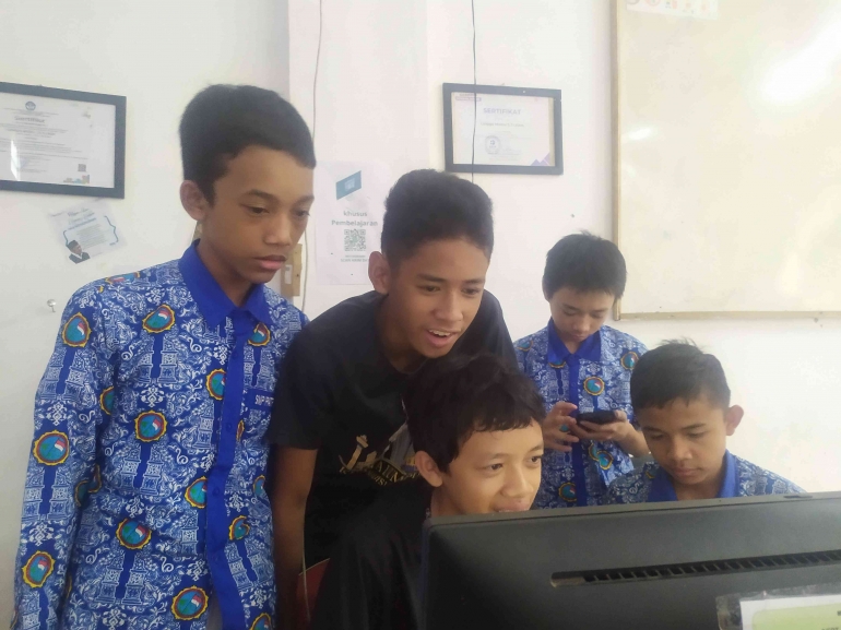 Bahaya !!!!! Anak-anak jika Belajar coding