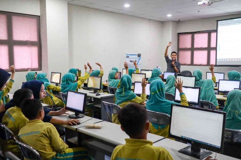 Dorong Kemampuan Literasi Digital Sejak Dini: Kenalkan Coding Sederhana kepada Siswa Sekolah Dasar Halaman 1 - Kompasiana.com